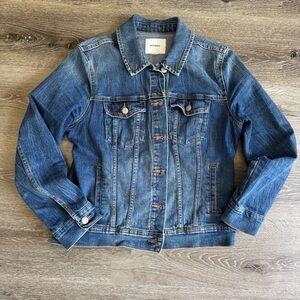 Old Navy denim jacket size medium